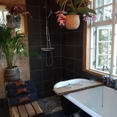 丹麦森林塔的豪华浴室