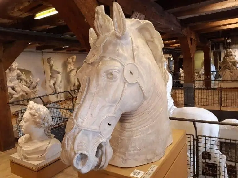 马头石膏大的马头石膏模型