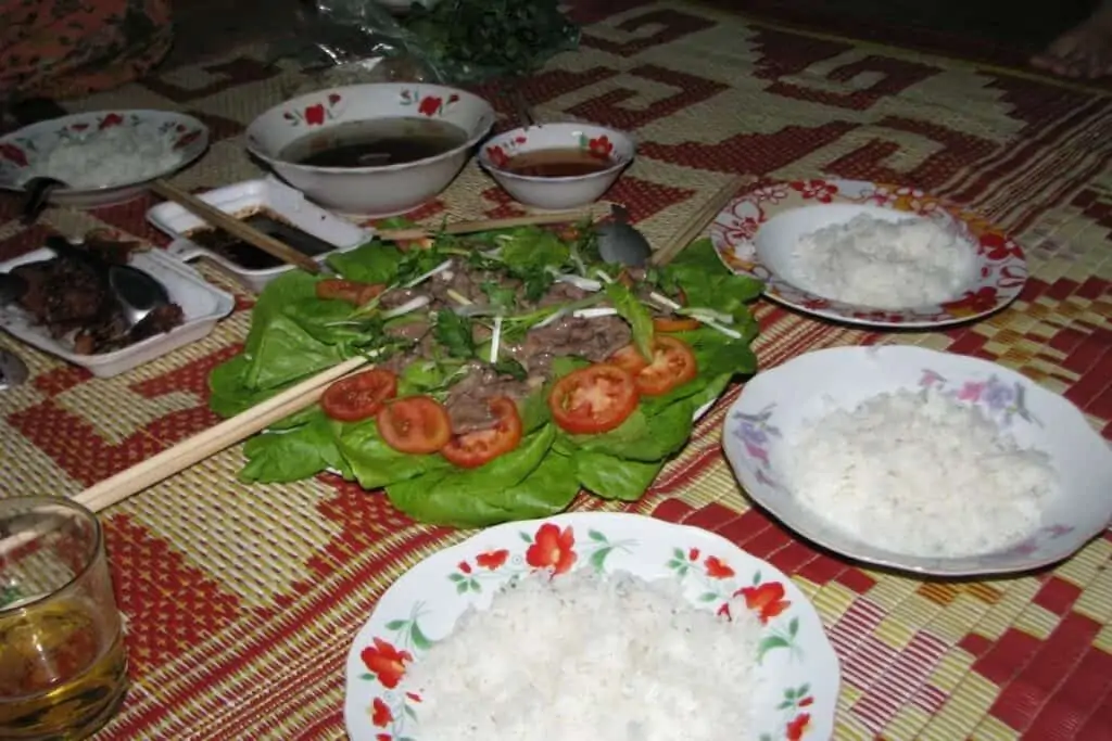 为中国新年准备的老挝食物