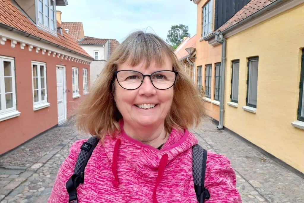 凯伦·斯梅德利是丹麦历史悠久的欧登塞地区“我的旅行之路”欧宝体育app最新版的老板欧宝平台登陆