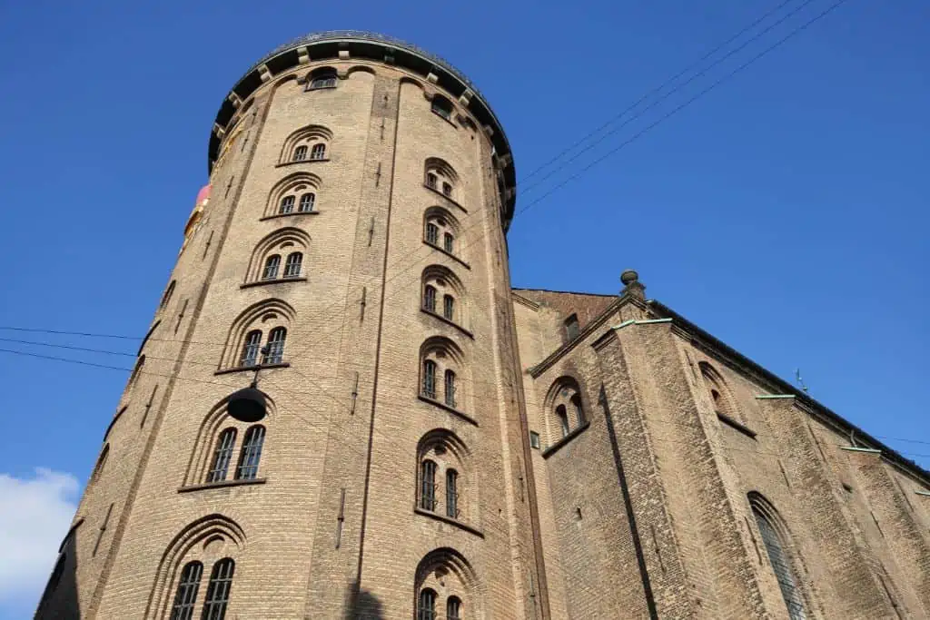 哥本哈根的圆塔和三一教堂
